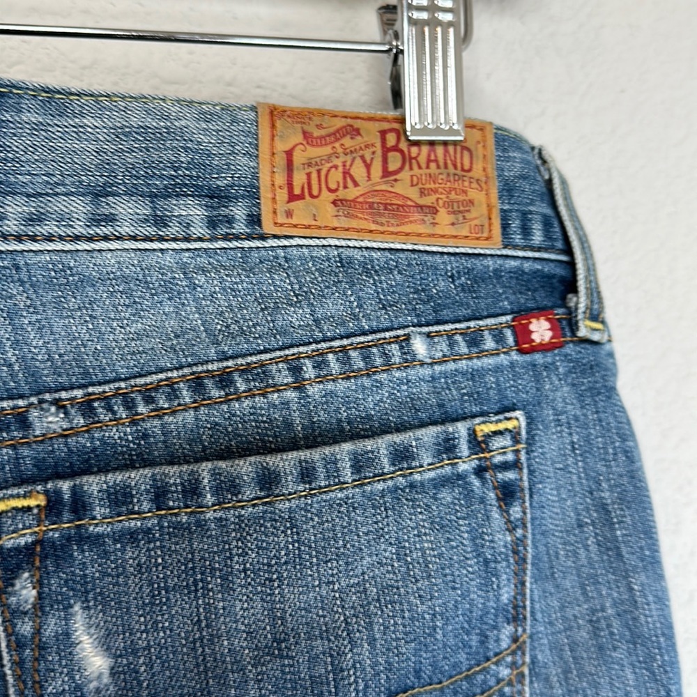 Lucky Brand Daisy Dukes - Picture 3 of 4